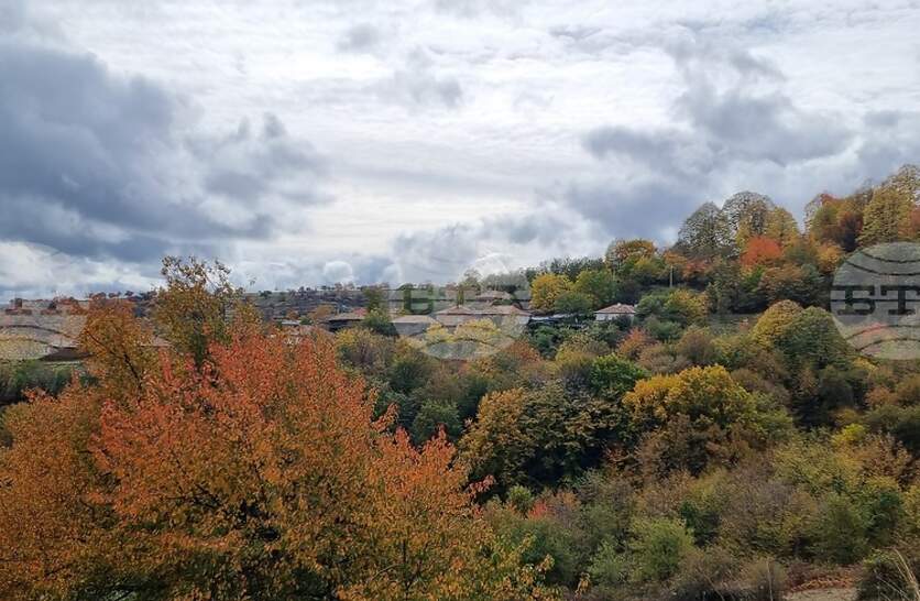 Добри са условията за туризъм по планините, но по билата има заледявания, съобщиха от Планинската спасителна служба на БЧК