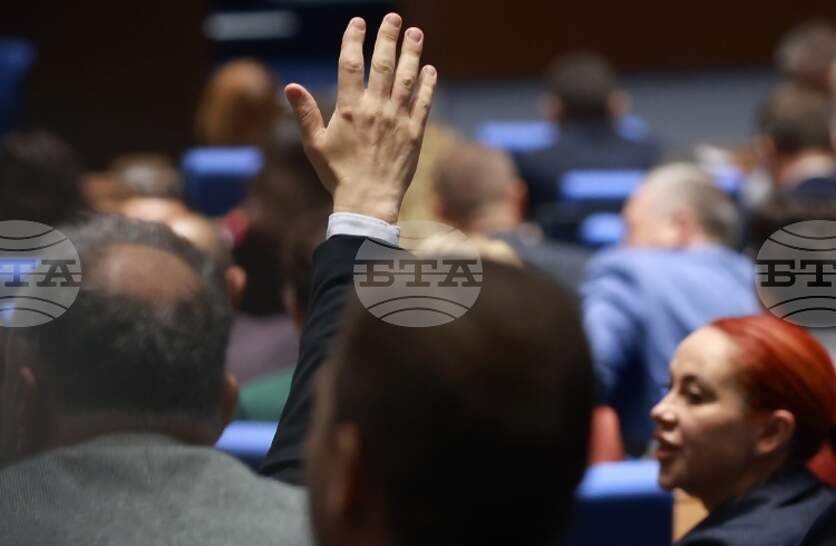 В публичните предприятия да има служител по почтеността, приеха депутатите на първо четене