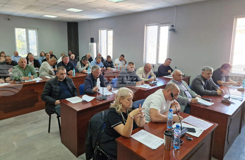 Да бъде закупен нов павилион за нуждите на „Общински пазари и тържища“ ЕООД, решиха общинските съветници в Омуртаг