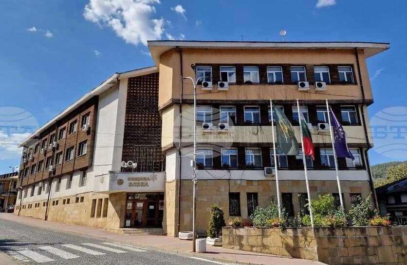 Стоян Златев остава председател на Общинския съвет в Елена след гласувано предложение за предсрочно прекратяване на правомощията му