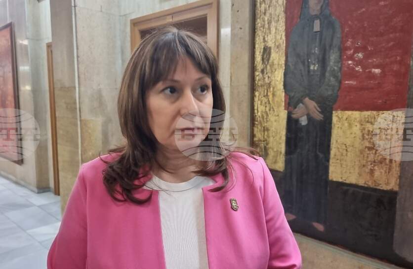 Чистотата на въздуха във Велико Търново поставиха като проблем хората на среща с обмудсмана Велислава Делчева