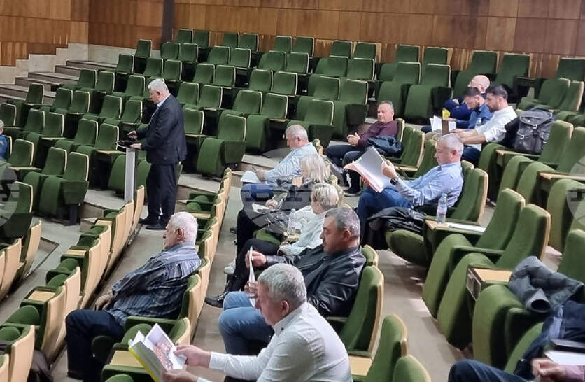 Общинският съвет в Смолян одобри решение за предоставяне на близо 40 дка общински имоти за фотоволтаична централа