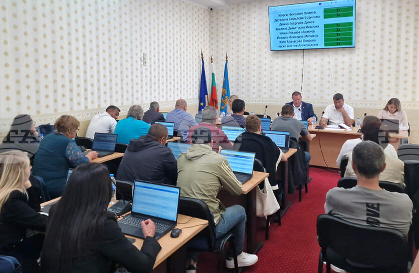 Общинските съветници в Стражица одобриха близо 572 хиляди лева за съфинансиране на ремонт, оборудване и обзавеждане на Спортната зала