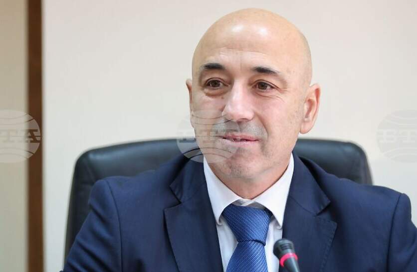 Работим по проект за лаборатория в Черноморец, която ще изследва морската вода