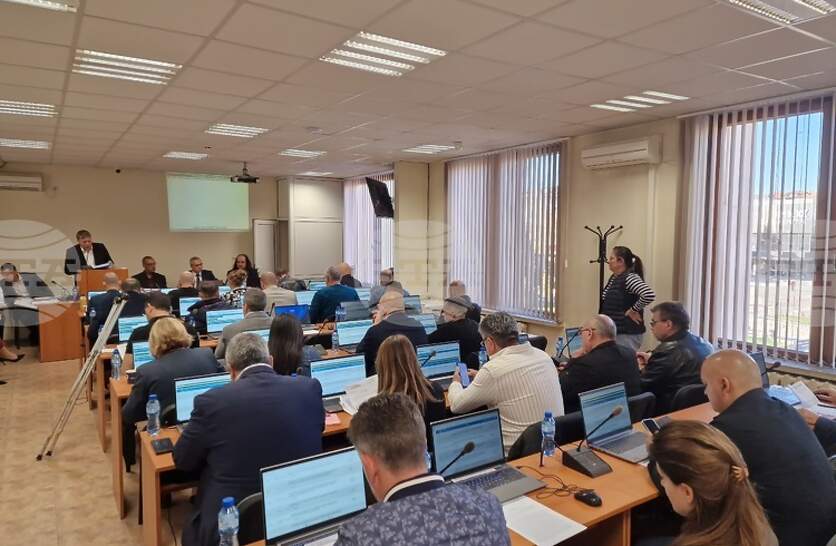 Общинският съвет в Горна Оряховица одобри подписването на записи на заповеди за близо 8,4 млн. лв. в полза на МРРБ