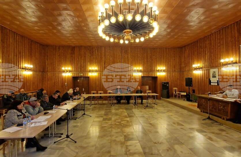 Общинският съвет в Сухиндол ще поиска от земеделското министерство прехвърляне на държавни земи за разширяване на гробищния парк