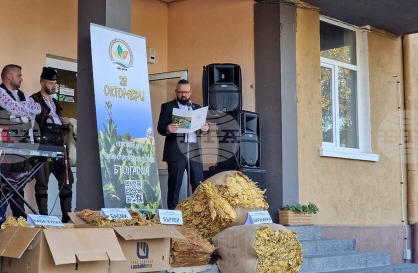 Тютюнопроизводителите са изправени пред сериозни предизвикателства, предупреди председателят на браншова асоциация Цветан Филев