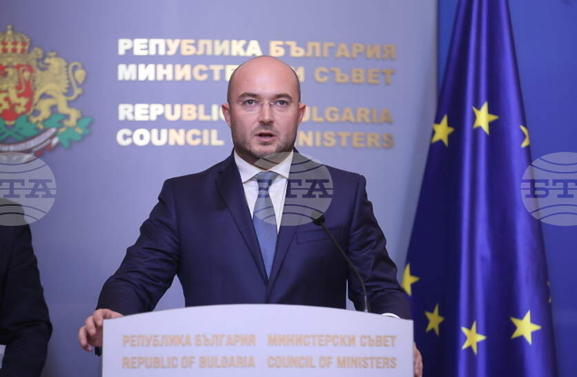 България е постигнала значителен напредък по плана за излизане от „сивия списък“ за изпиране на пари, написа правосъдният министър