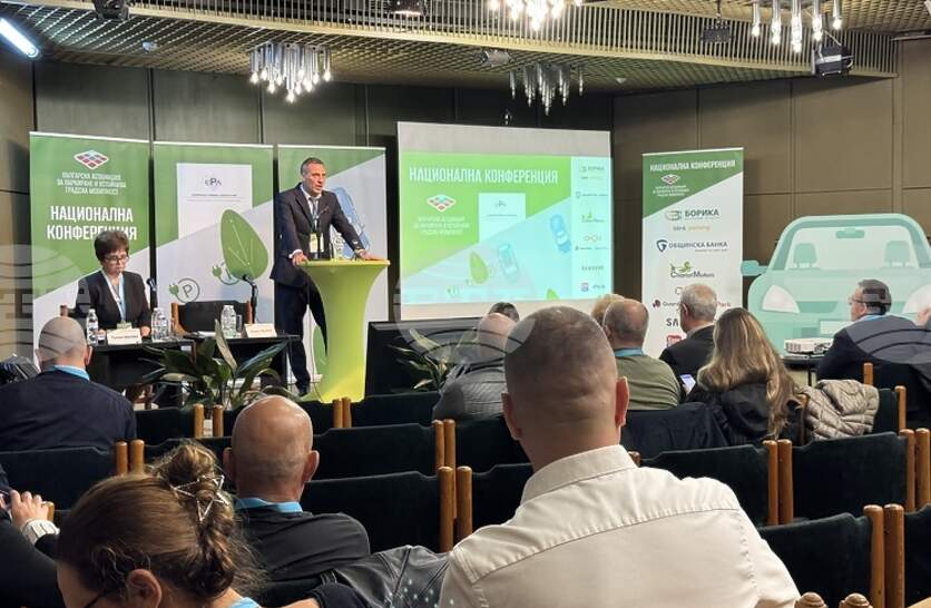 Експерти обсъждат в Казанлък предизвикателствата и възможностите в сферата на градската мобилност