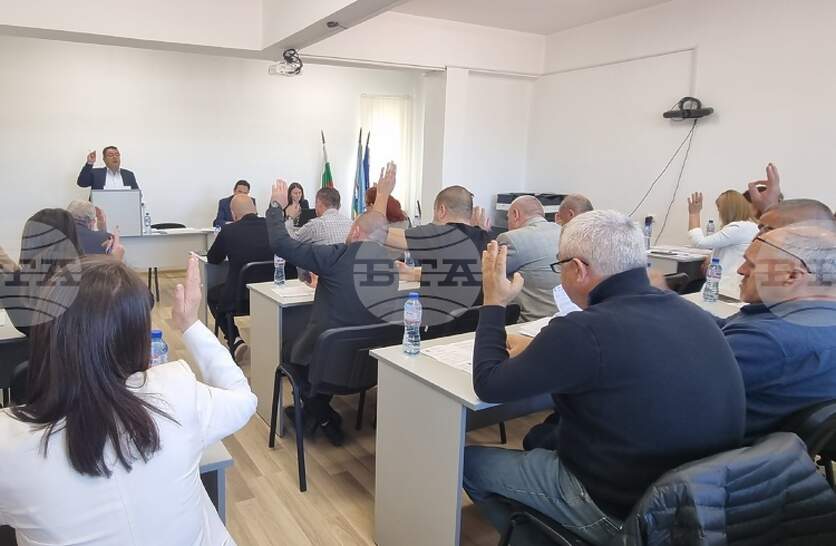 Компенсиращи промени гласуваха общинските съветници в Кирково при актуализацията на поименното разпределение на капиталовите разходи за настоящата година