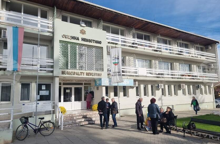 Общинските съветници в Невестино актуализираха разпределението на средствата за капиталови разходи на Общината за 2025 г.