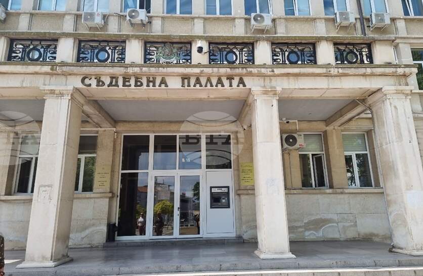 Мъж е задържан за срок до 72 часа за отглеждане на марихуана