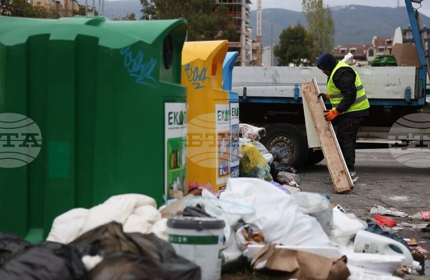 ����������������� �� ���������� �������� �� �������� � 16 ������ � ������ ������������ �� �� ����������� � ��������� �� ��, ������� �� ����������