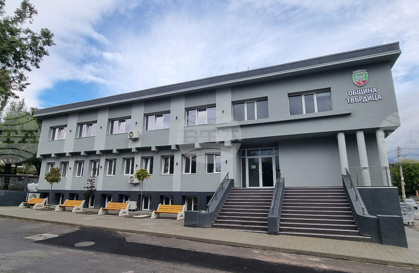         2026 .     20272028 .