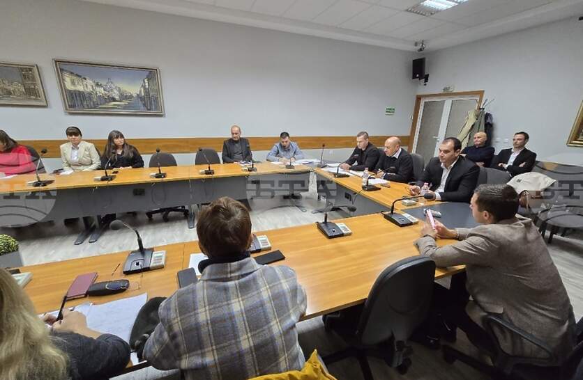    ,            6,9 . .