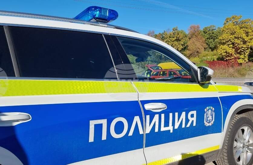 Заради катастрофа движението по пътя Смолян – Мадан се извършва двупосочно в една лента