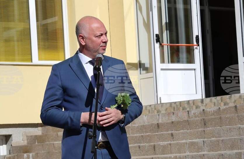 Това, което ни обединява днес, е търсенето на добрите примери