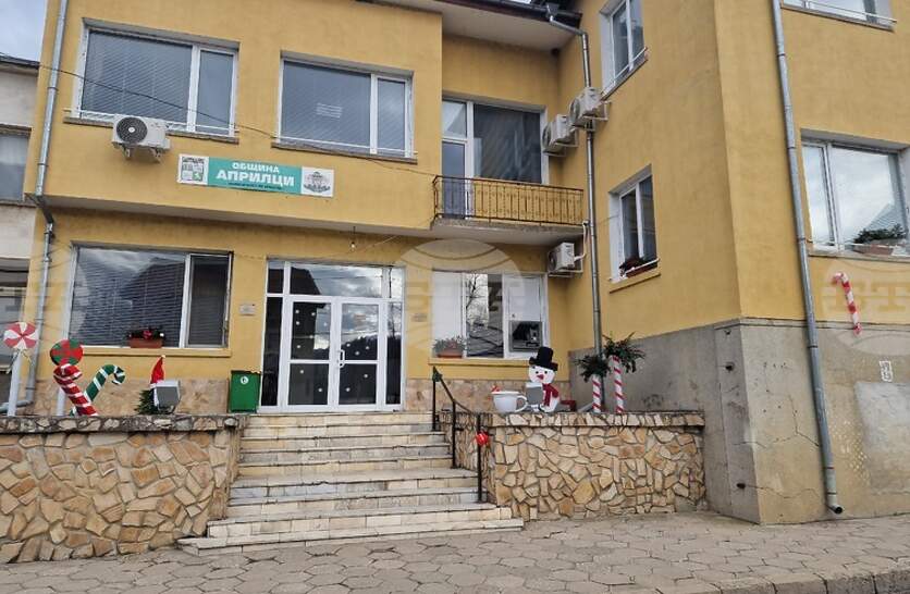 ���������� ����� � ������� �� �������� ������ �� ������������� �� ��� ��� ����� ����