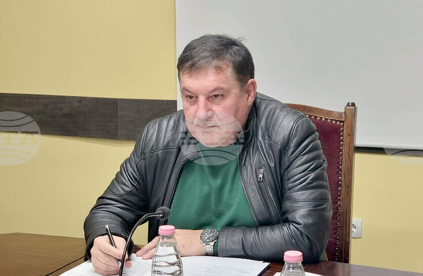 ������ ������� �� ������������ � ��� ������� �� ������������� �� ������������ ����� � �����