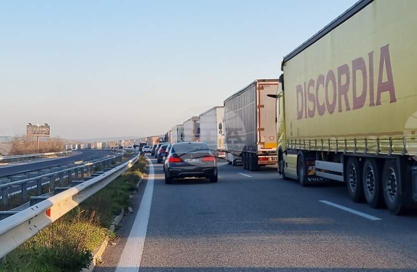 ���������� � �������� �� ������� ���������� �� ��������� � ������, � �� ���� ���� - �� ��������� ��� ������, ��������� �� 