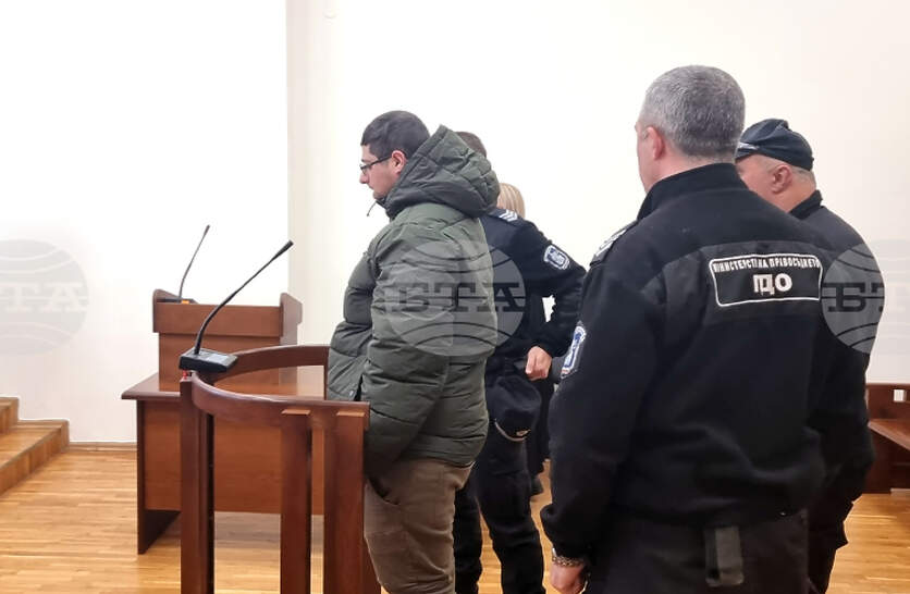 ��������� ��� � ������� �������� ����� �� ������� � ���� �� ������ �� ��� 18 �� ��������� �� ������ ���� ������ 