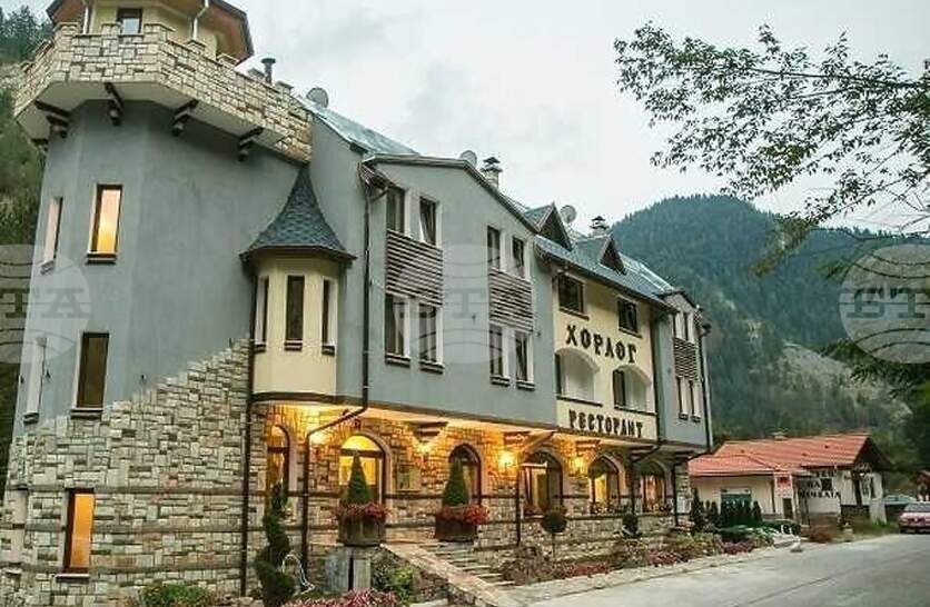 ���-������� ��� ����� ������ �� �������� �� 2025 �. � ������� - ������ � �������, �������� ��� ������ ������� �� ������, �������, ���������