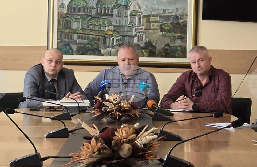 �������� ��� ��������� � ���� ����� � ����� � ����� �� 200 ������� ����������, �������� �� ������ �������� ����������� ��������