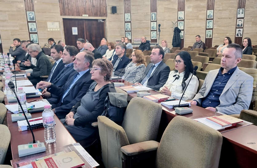 ���������� ��������� �������� ������� � ������������� ����� �� ������