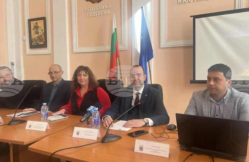 ��������� � ������������ � ��������� � ��� ���� � �������� �� ������, ���������� �� ����������� ���� �� �������������� � �����������