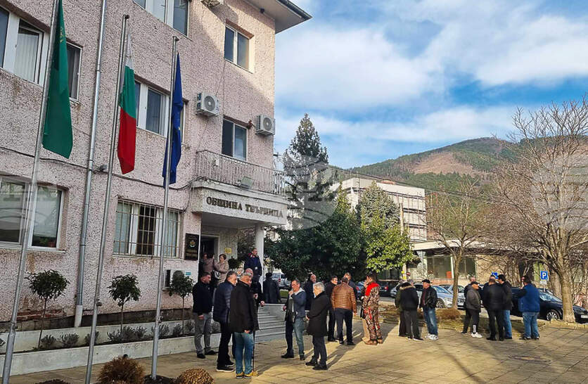 ����������� �� ��������� ����� � �������� ������� � ������ � ������� � �������� �� ���������� ����� �������