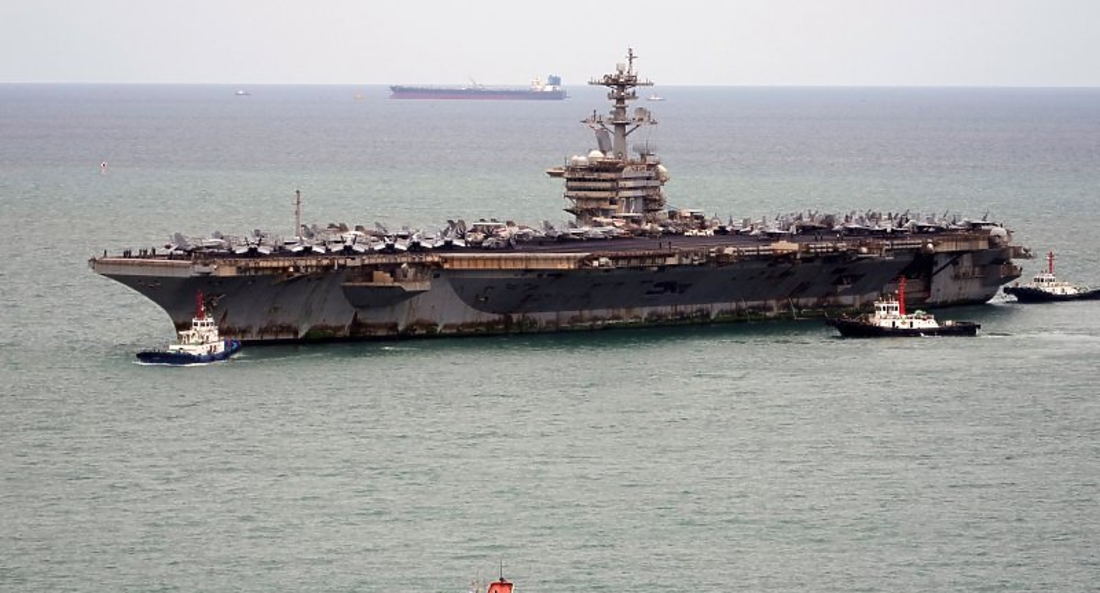 ���������� �� ������������ ������������� USS Abraham Lincoln � ������� ���� ����� ������ �����